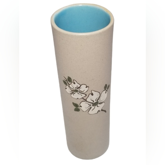 Pigeon forge pottery  vase - Picture 1 of 4